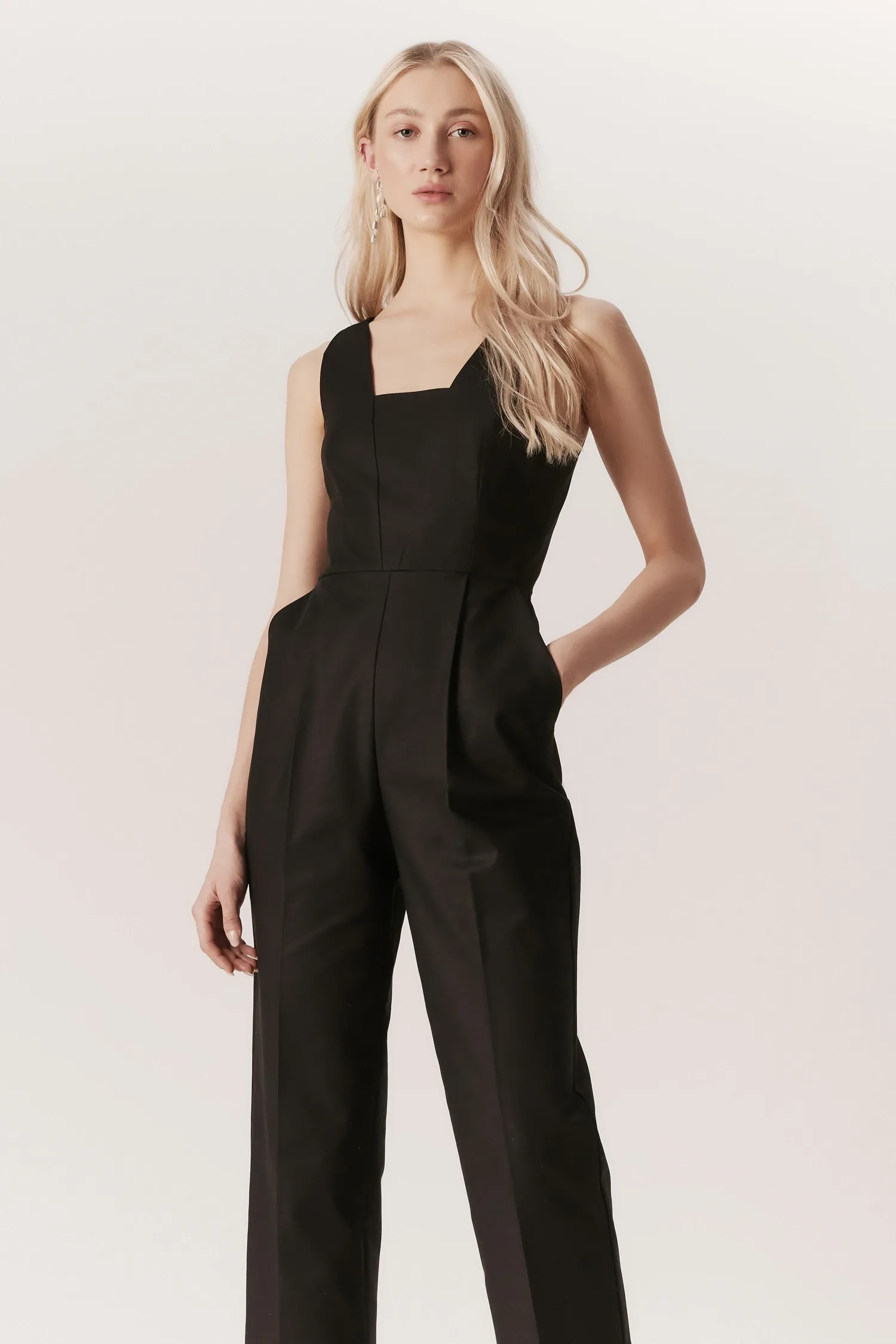 007330_MACACAO_DECOTE_GEOMETRICO_PRETO_ANDREAMARQUES -3-